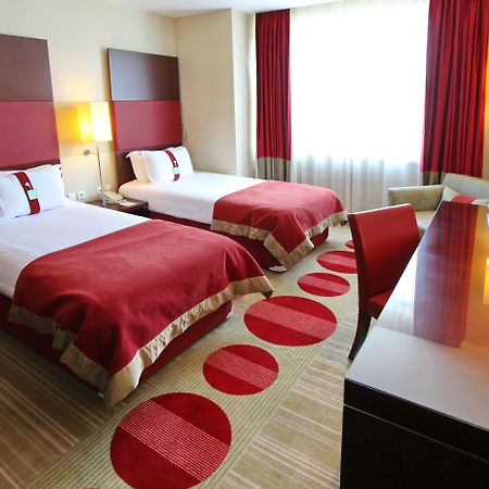 Crowne Plaza Sofia By Ihg Hotel Exterior photo