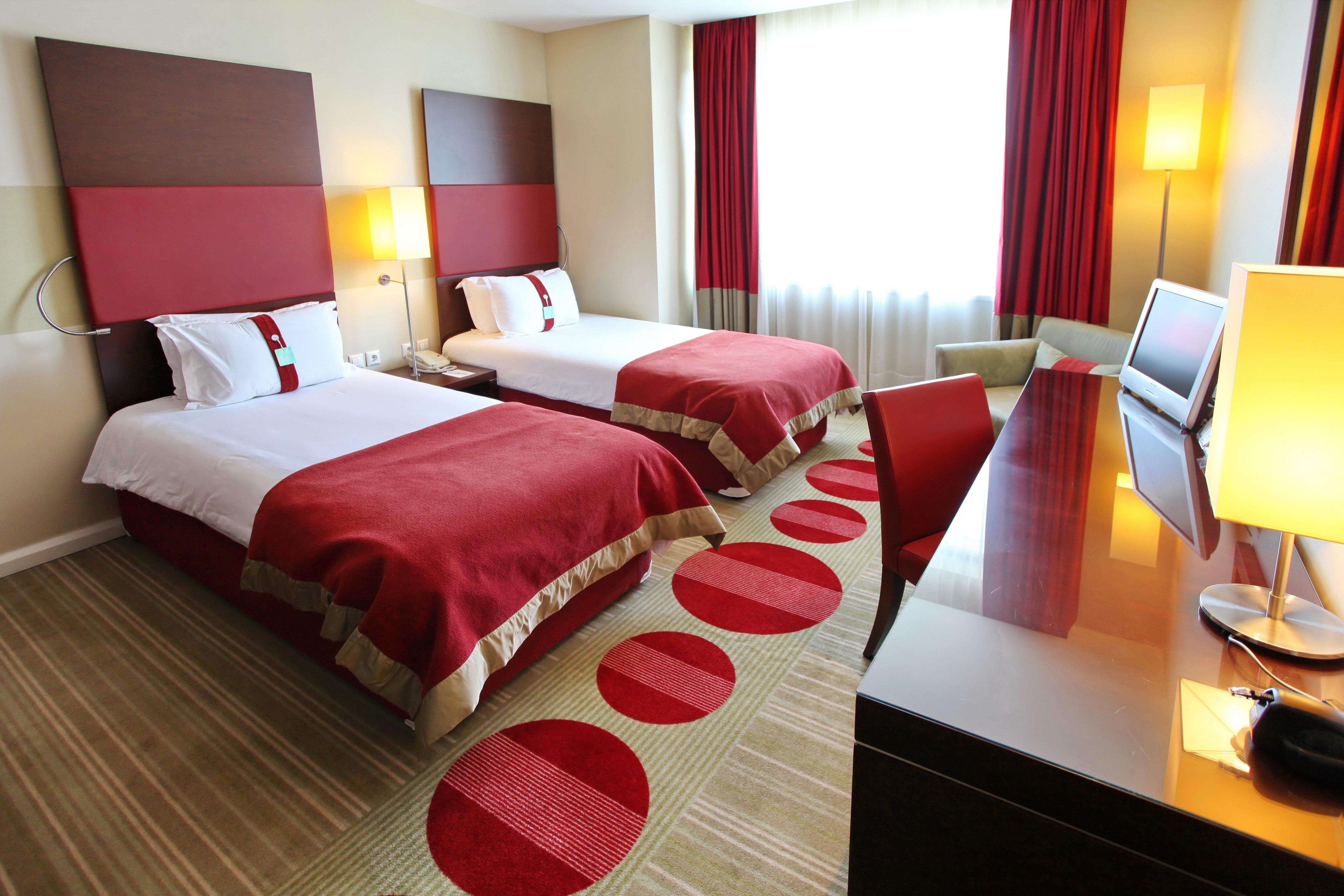 Crowne Plaza Sofia By Ihg Hotel Exterior photo