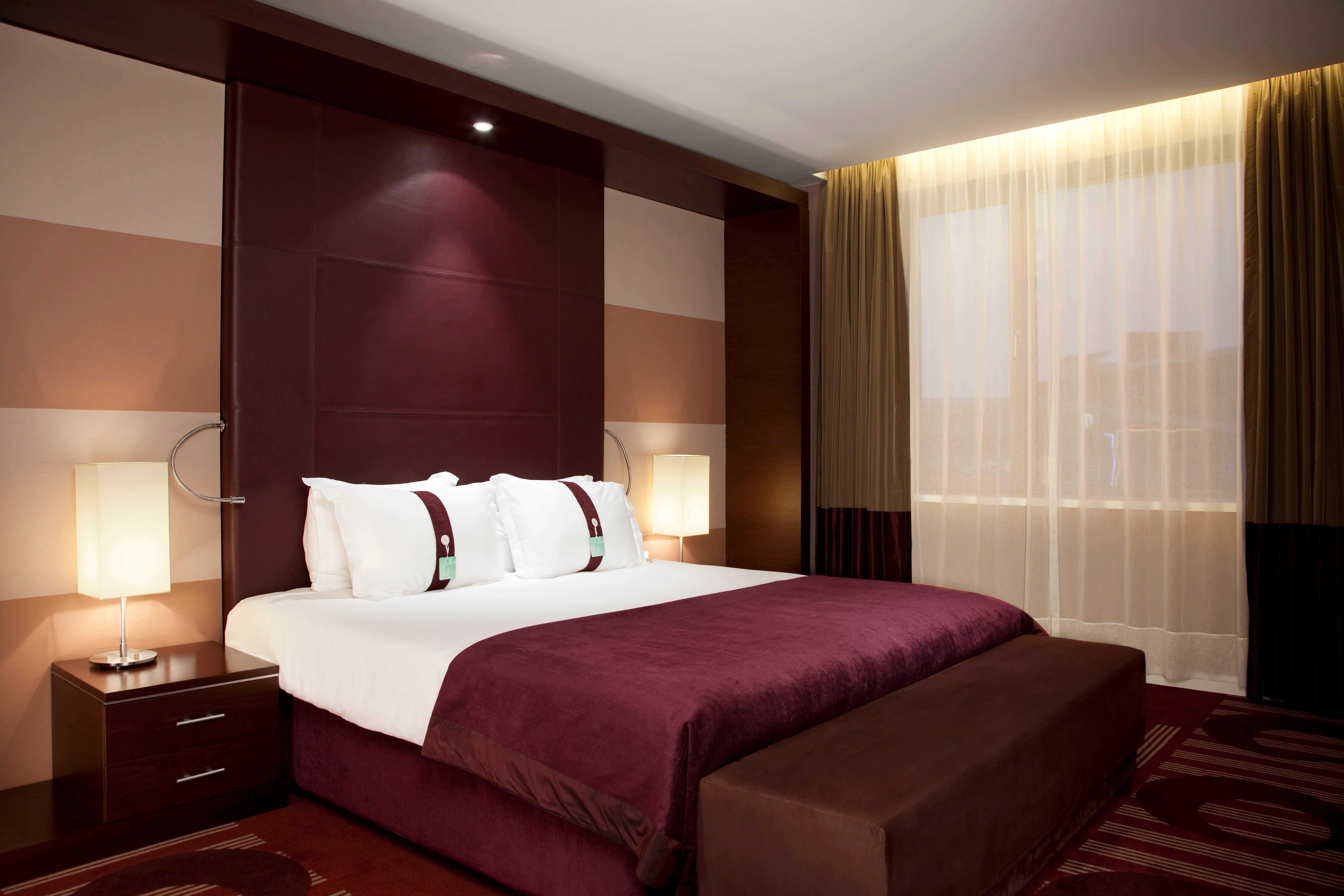 Crowne Plaza Sofia By Ihg Hotel Exterior photo