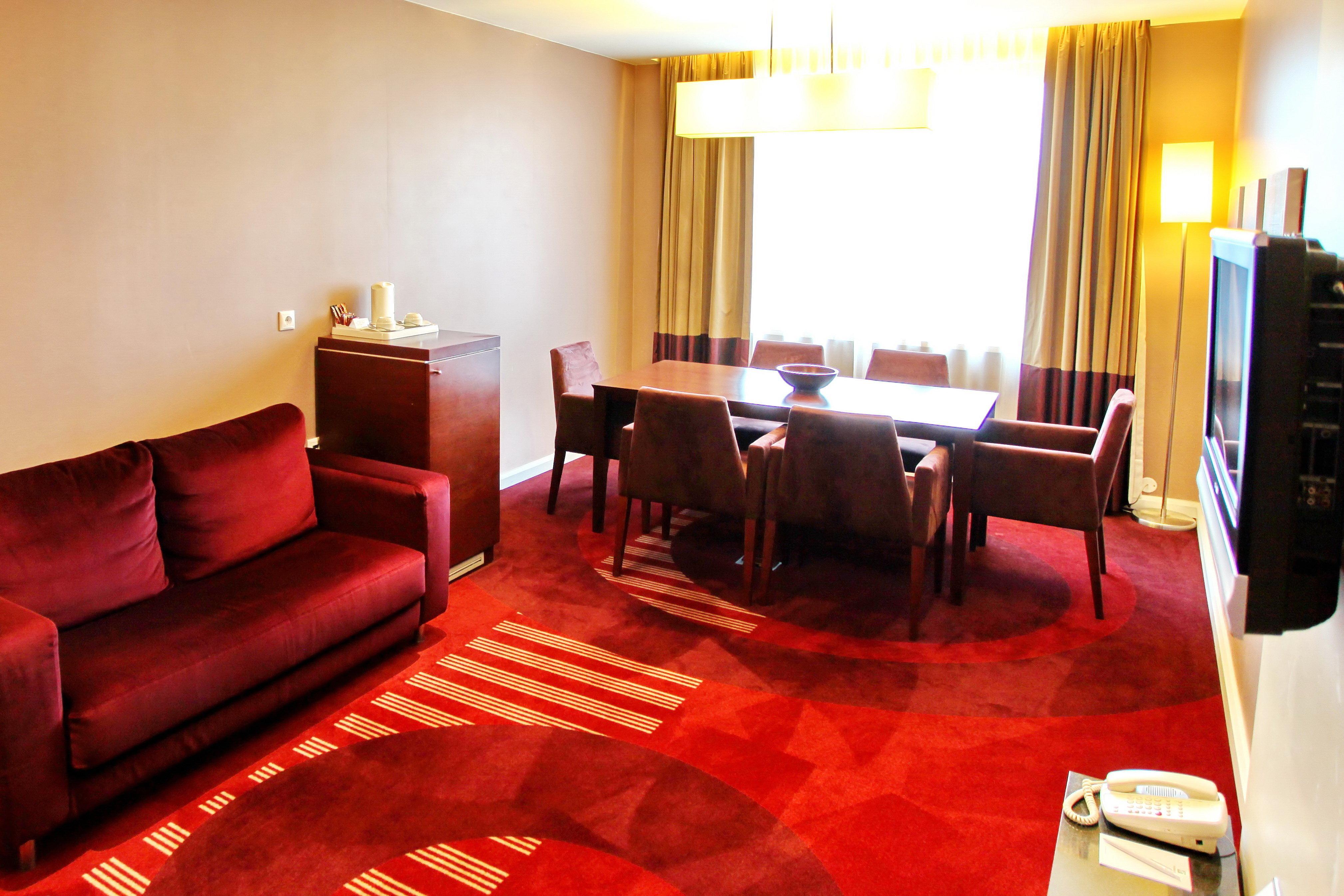 Crowne Plaza Sofia By Ihg Hotel Exterior photo